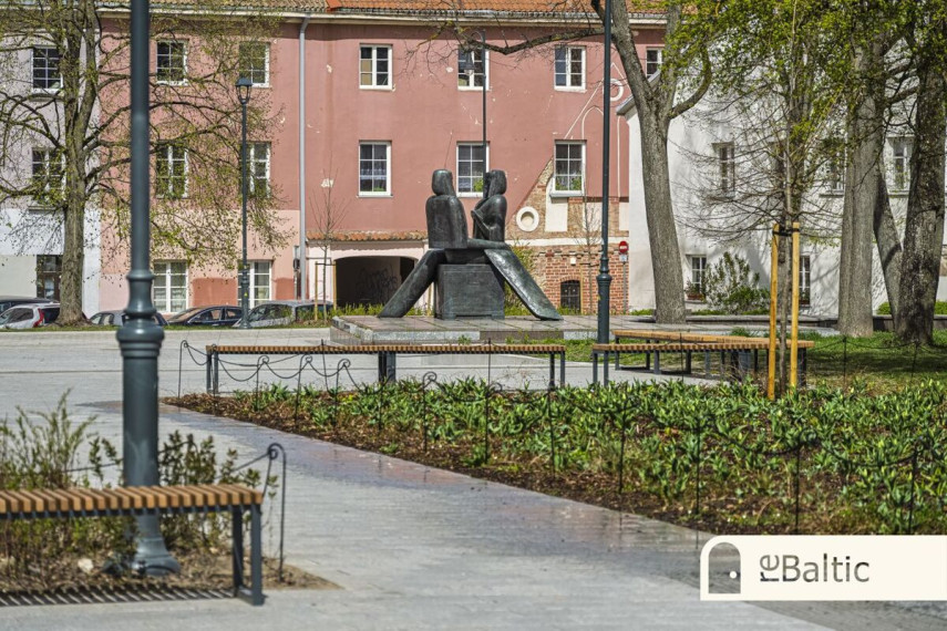 Parduodamas butas Visų Šventųjų g., Vilniaus m., Vilniaus m. sav., 310 m2 ploto, 5 kambariai 25