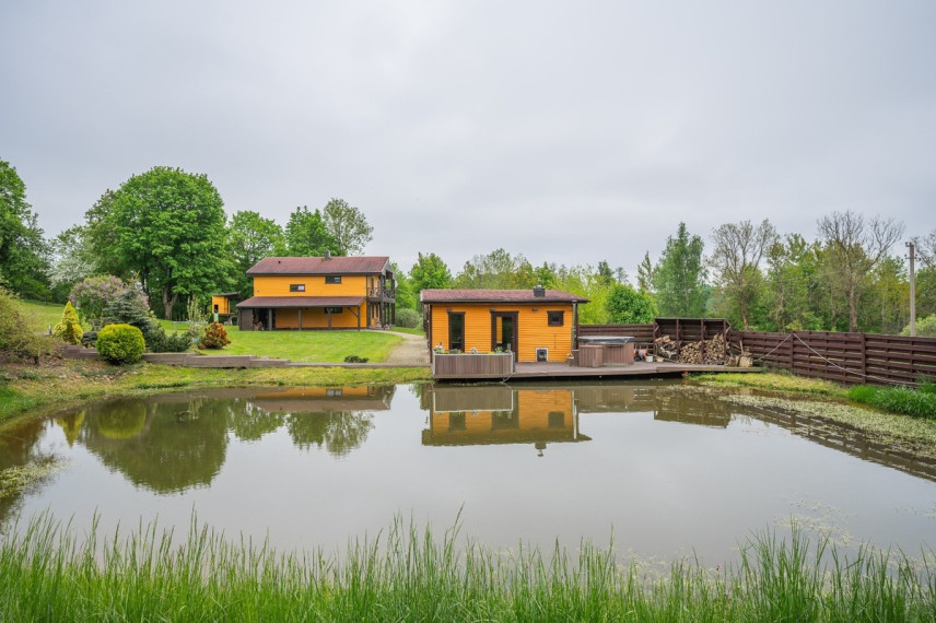 Parduodamas namas Karališkių k., Anykščių r. sav., 156 m2 ploto, 2 aukštai 6
