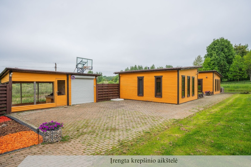 Parduodamas namas Karališkių k., Anykščių r. sav., 156 m2 ploto, 2 aukštai 36