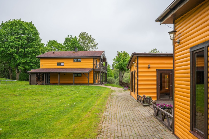 Parduodamas namas Karališkių k., Anykščių r. sav., 156 m2 ploto, 2 aukštai 42
