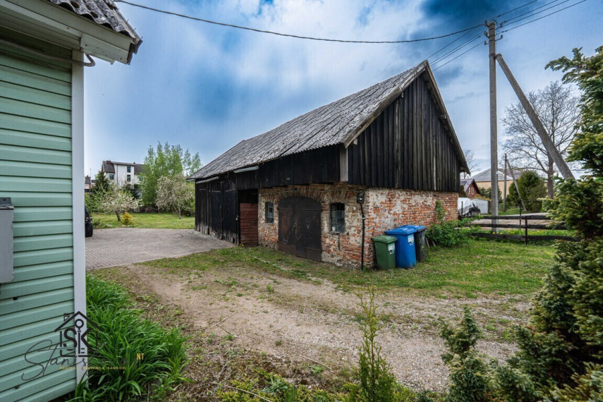 PARDUODAMAS NAMAS SU 17.64 A ŽEMĖS SKLYPU ŽEMAIČIŲ NAUMIESTYJE, ŽEMAITĖS G. 6 19
