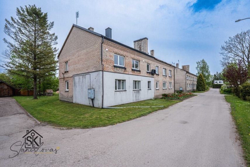ANTRAME AUKŠTE PARDUODAMAS 2 KAMBARIŲ BUTAS ŽEMAIČIŲ NAUMIESTYJE, VINGIO G. 6 21