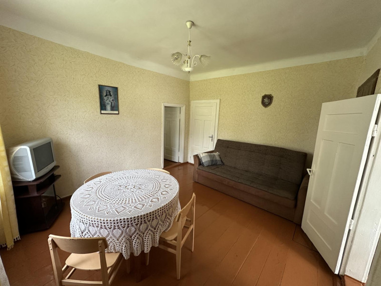 Parduodamas namas Vienuolyno g., Miroslavo k., Alytaus r. sav., 116.54 m² ploto 7 kambariai 19