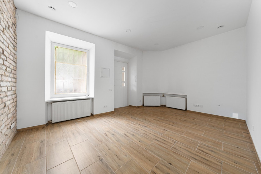Parduodamos administracinės, kitos paskirties, paslaugų, prekybos, sandėliavimo patalpos Pylimo g., Vilniaus m., Vilniaus m. sav., 129.19 m2 ploto 9