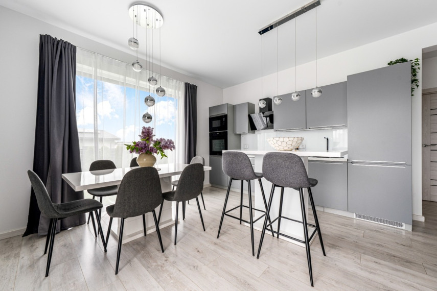 Parduodamas namas Jaunystės g., Vilniaus m., Vilniaus m. sav., 79.5 m2 ploto, 1 aukštai 12