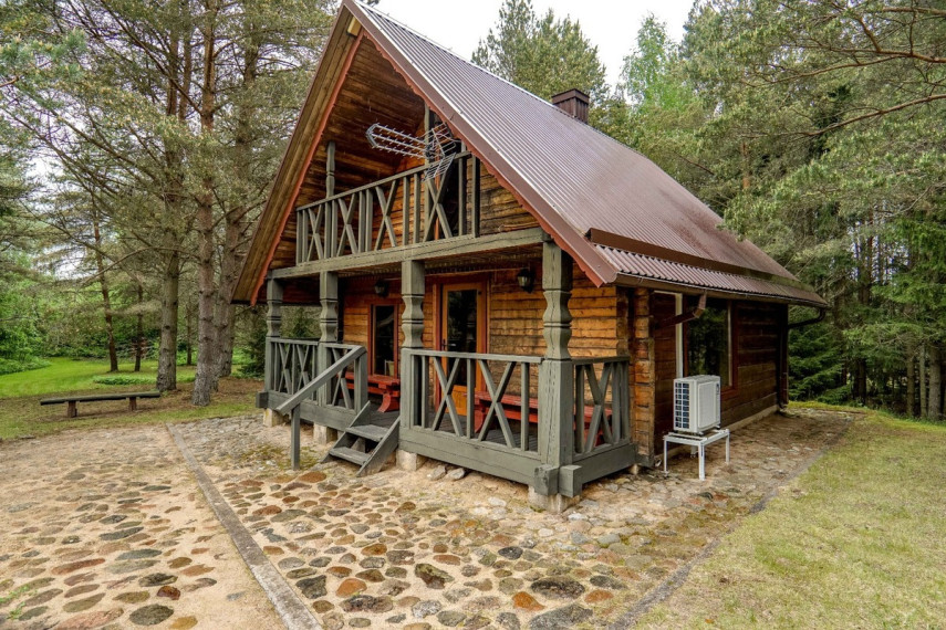 Parduodamas namas Upės g., Kvedariškio k., Biržų r. sav., 130 m2 ploto, 2 aukštai 18