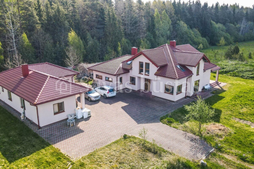 Parduodamas namas Sedos g., Spurganų k., Mažeikių r. sav., 252.96 m2 ploto, 2 aukštai 3