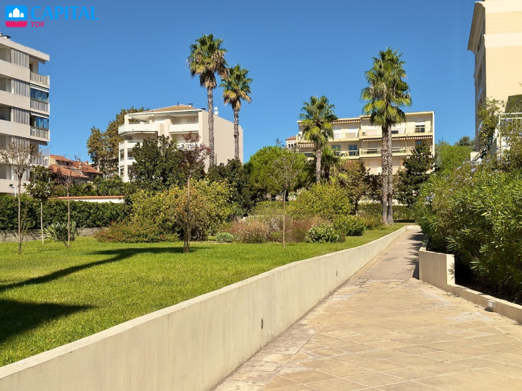 Kanai – Pointe Croisette | Modernus 2 kambarių butas su terasa ir garažu 1