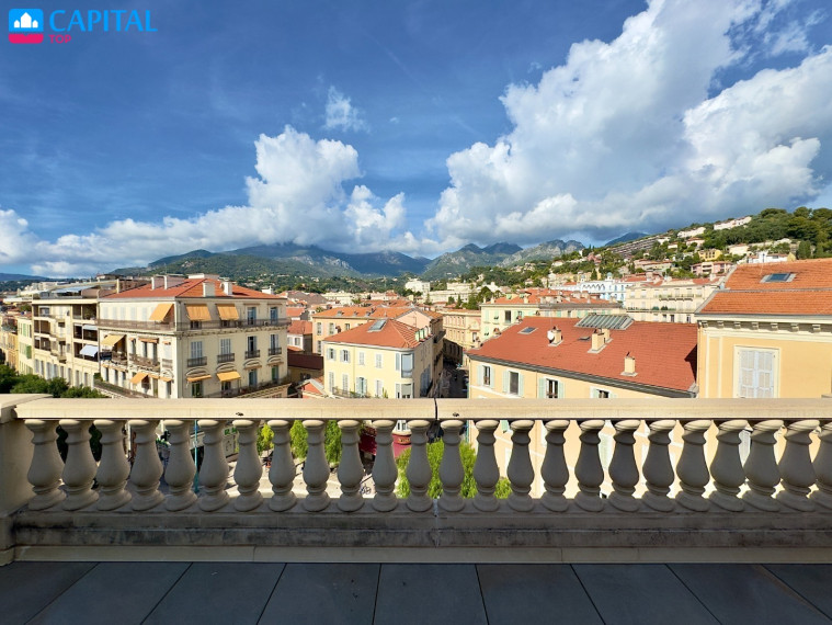 Mentonas | Viršutiniame aukšte esantis 2 kambarių butas su didele terasa  11