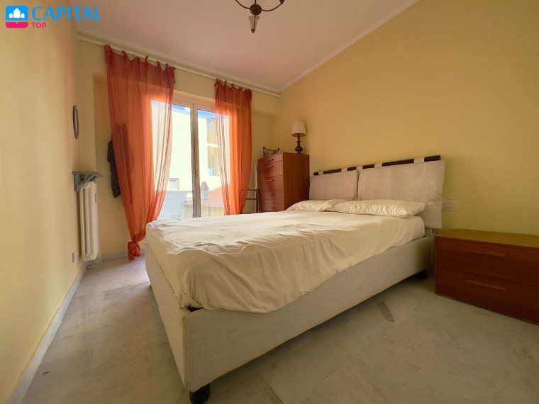 Mentonas | Šviesus 3 kambarių butas miesto centre 7