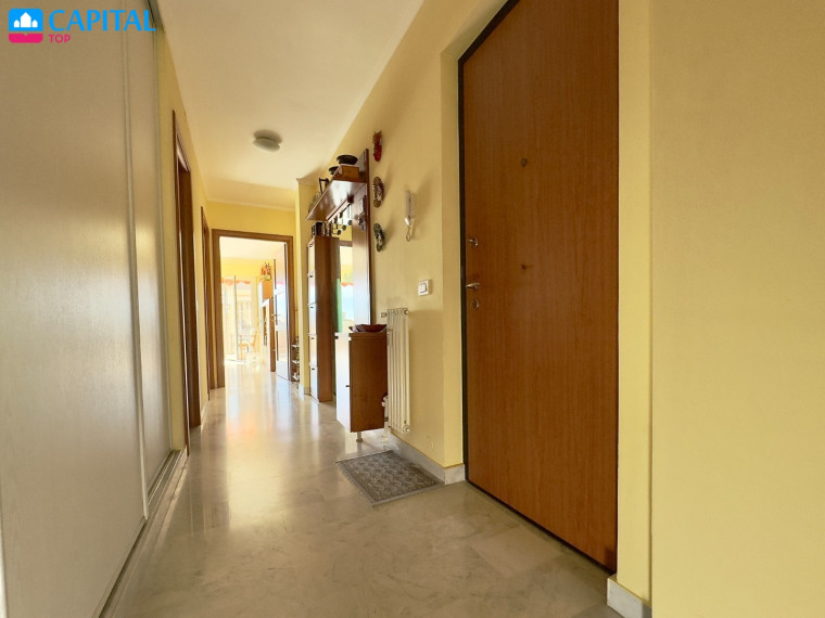 Mentonas | Šviesus 3 kambarių butas miesto centre 13