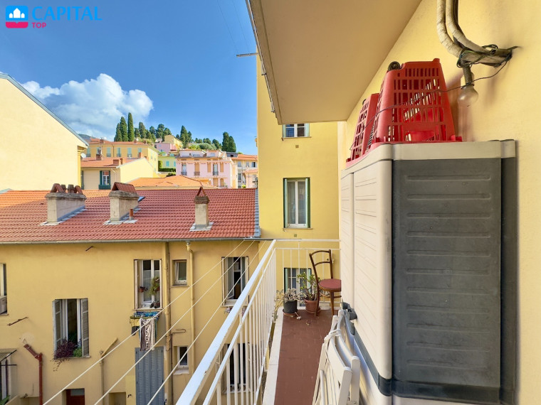 Mentonas | Šviesus 3 kambarių butas miesto centre 16