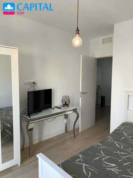 Parduodamas namas Calle Panizo 33, 122.00 kv.m ploto, 2 aukštai 18