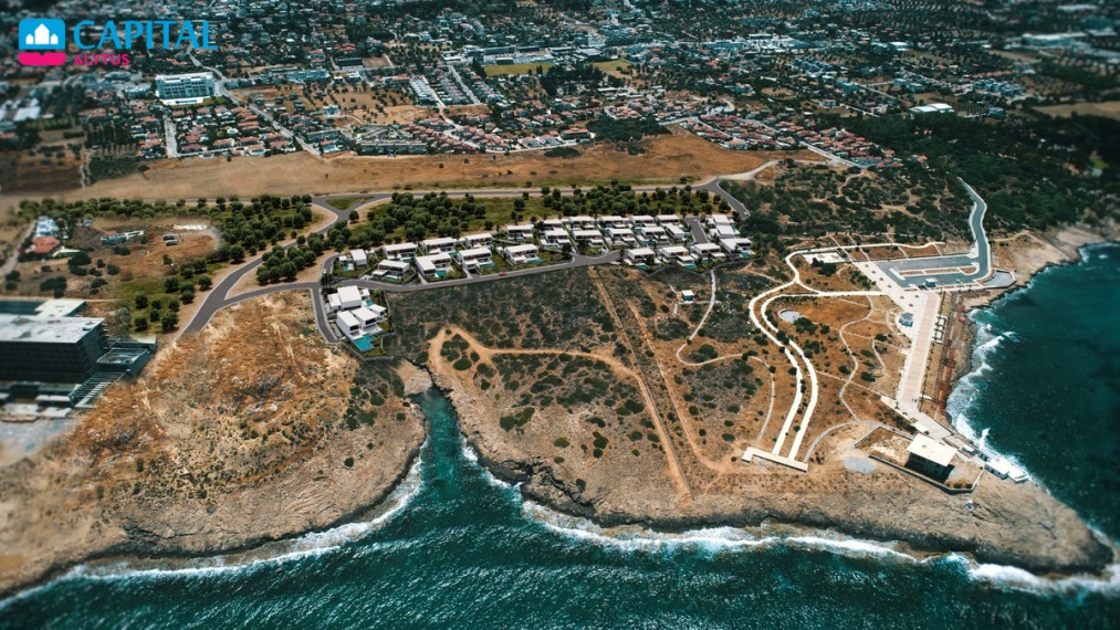 Parduodama prabangi vila Šiaurės Kipre 13