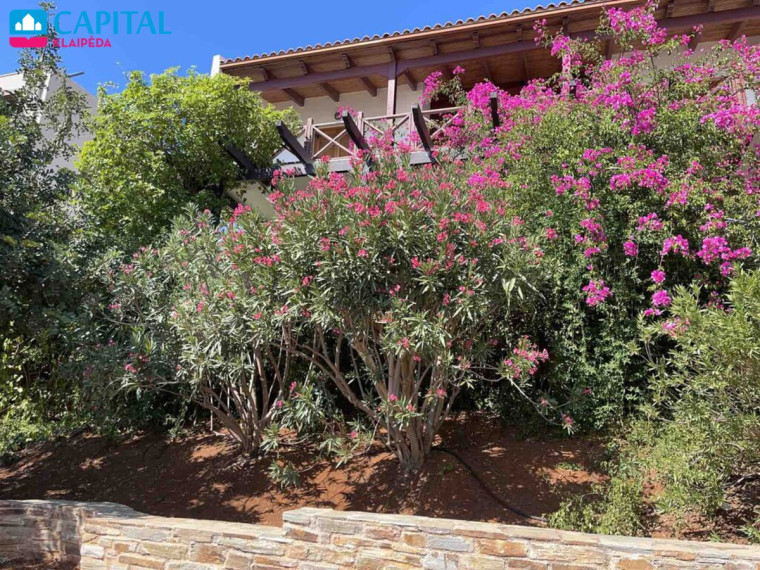 For sale
3-storey villa of 320 sq.meters in Attica. 13