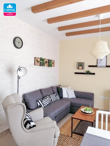 PARDUODAMI APARTAMENTAI KIPRE ANT VIDURŽEMIO JŪROS KRANTO! 5