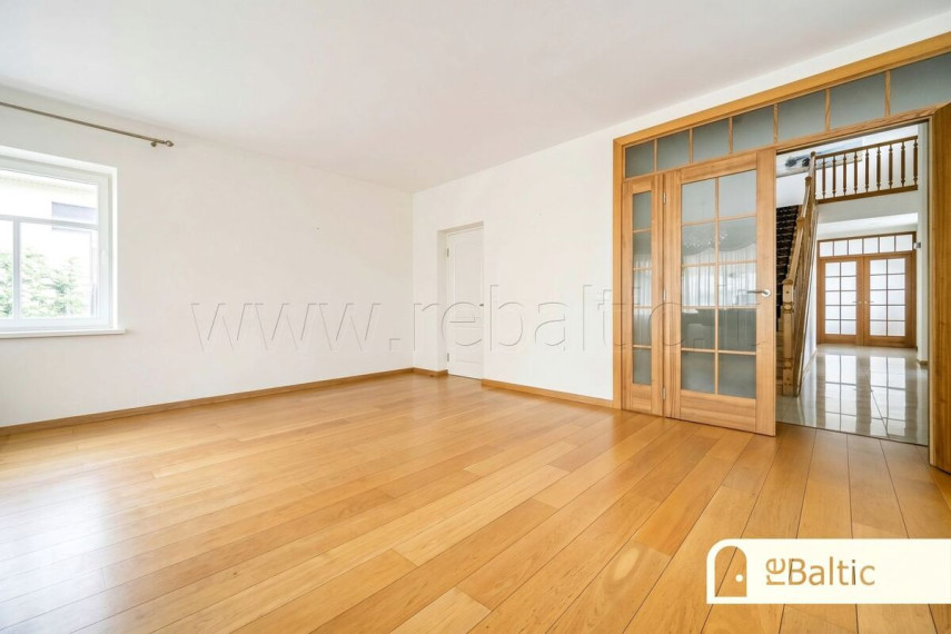 Nuomojamas namas Lenktoji g., Vilniaus m., Vilniaus m. sav., 388 m2 ploto, 2 aukštai 6