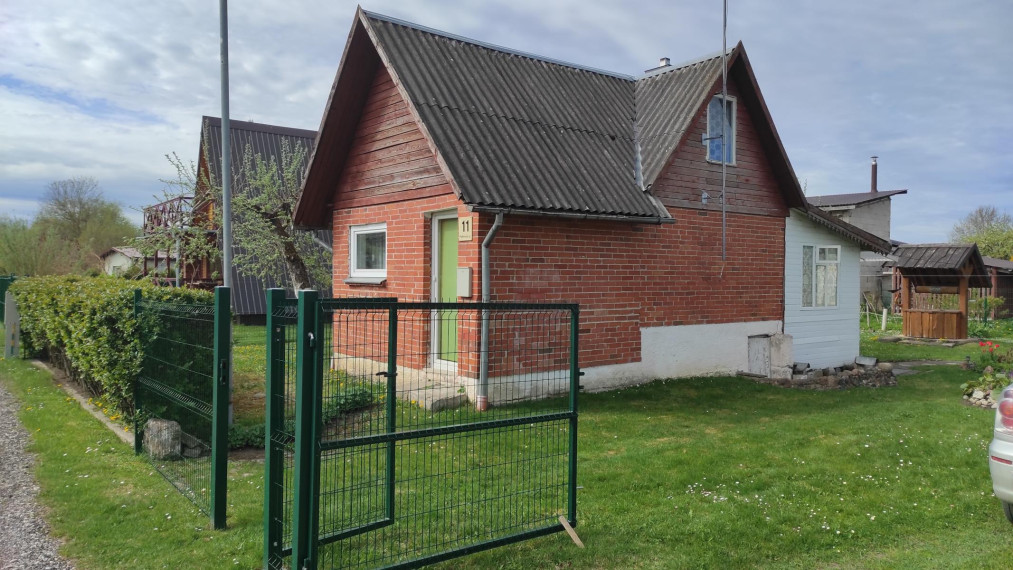 Parduodamas namas Palėvenio g., Šeškų k., Panevėžio r. sav., 37.63 m² ploto 2 kambariai 1