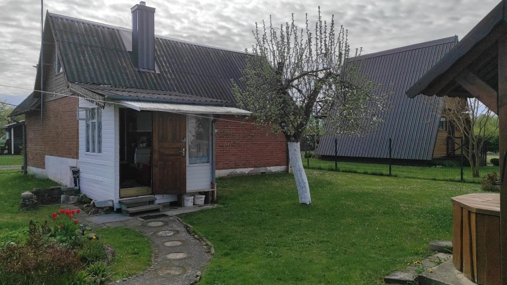 Parduodamas namas Palėvenio g., Šeškų k., Panevėžio r. sav., 37.63 m² ploto 2 kambariai 4