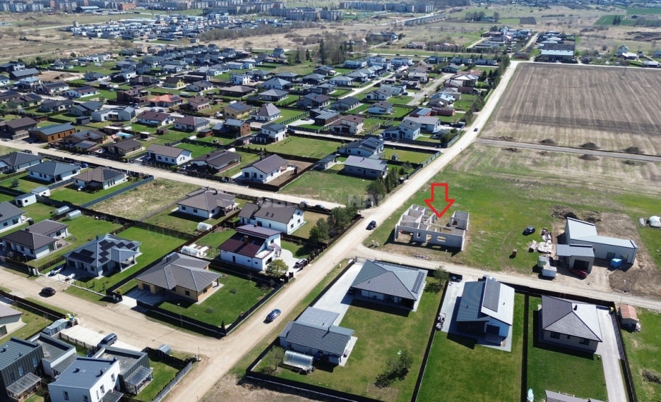 Parduodamas namas Girūnės g. , Dainų k., Šiaulių r. sav., 200 m2 ploto, 1 aukštai 2