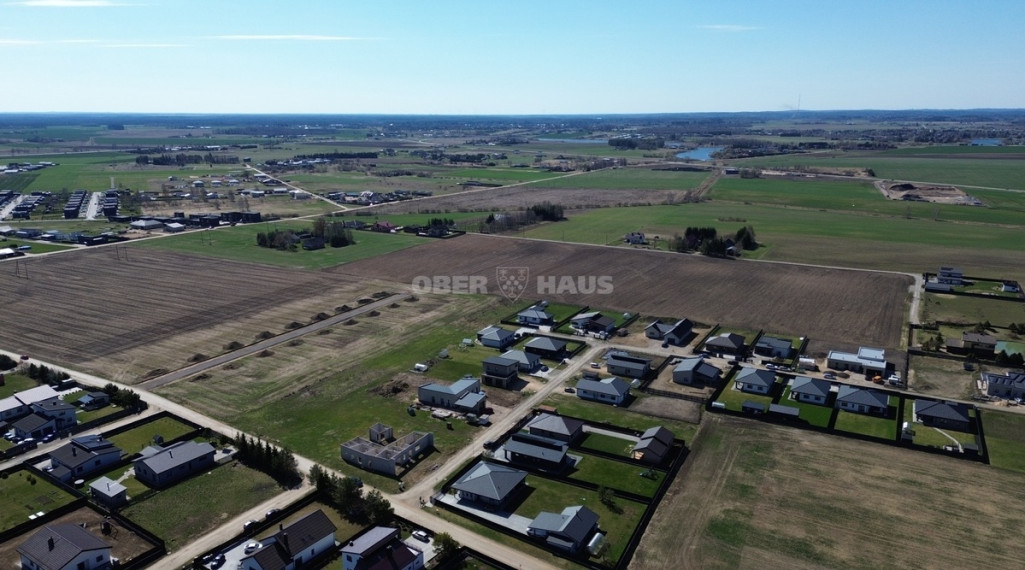 Parduodamas namas Girūnės g. , Dainų k., Šiaulių r. sav., 200 m2 ploto, 1 aukštai 4