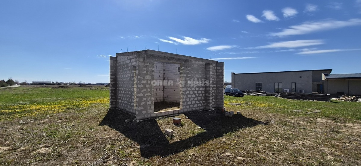 Parduodamas namas Girūnės g. , Dainų k., Šiaulių r. sav., 200 m2 ploto, 1 aukštai 18