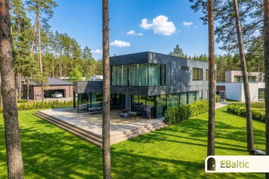 Parduodamas namas Zamečkavo g., Vilniaus m., Vilniaus m. sav., 441.57 m2 ploto, 2 aukštai 3
