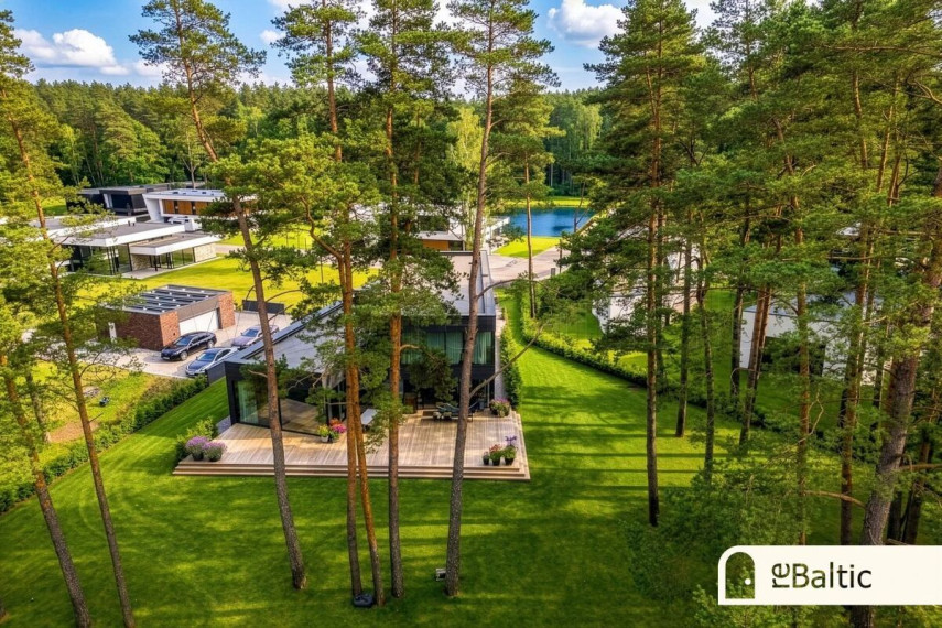 Parduodamas namas Zamečkavo g., Vilniaus m., Vilniaus m. sav., 441.57 m2 ploto, 2 aukštai 34
