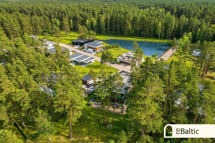 Parduodamas namas Zamečkavo g., Vilniaus m., Vilniaus m. sav., 441.57 m2 ploto, 2 aukštai 36