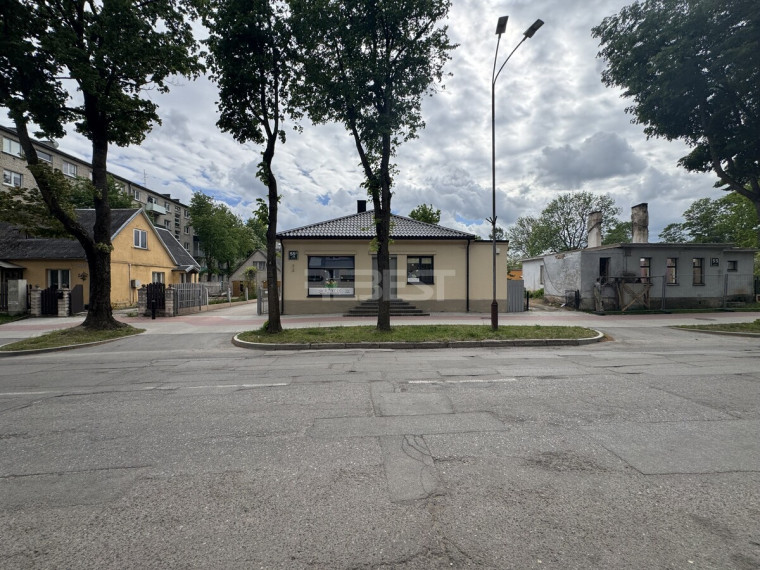 Parduodamos administracinės, paslaugų, prekybos patalpos Vytauto g., Centras, Šiaulių m., Šiaulių m. sav., 171.66 m2 ploto 2