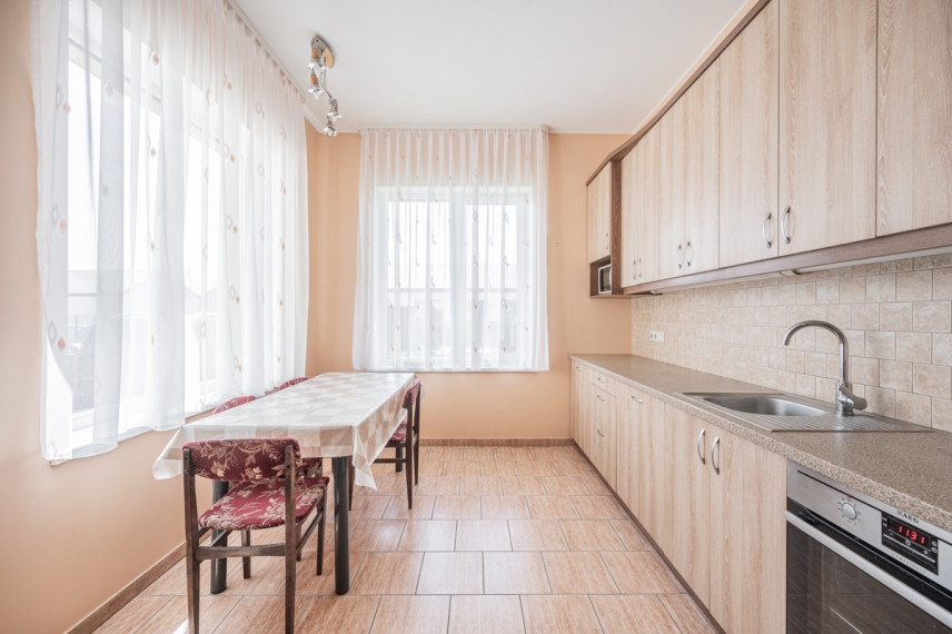 Parduodamas namas Čekoniškių g., Vilniaus m., Vilniaus m. sav., 290.05 m2 ploto, 2 aukštai 8