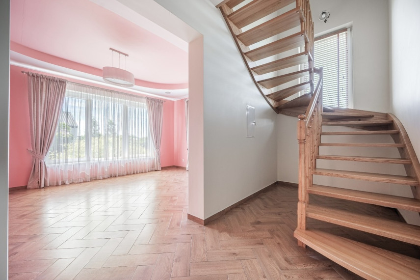 Parduodamas namas Čekoniškių g., Vilniaus m., Vilniaus m. sav., 290.05 m2 ploto, 2 aukštai 17