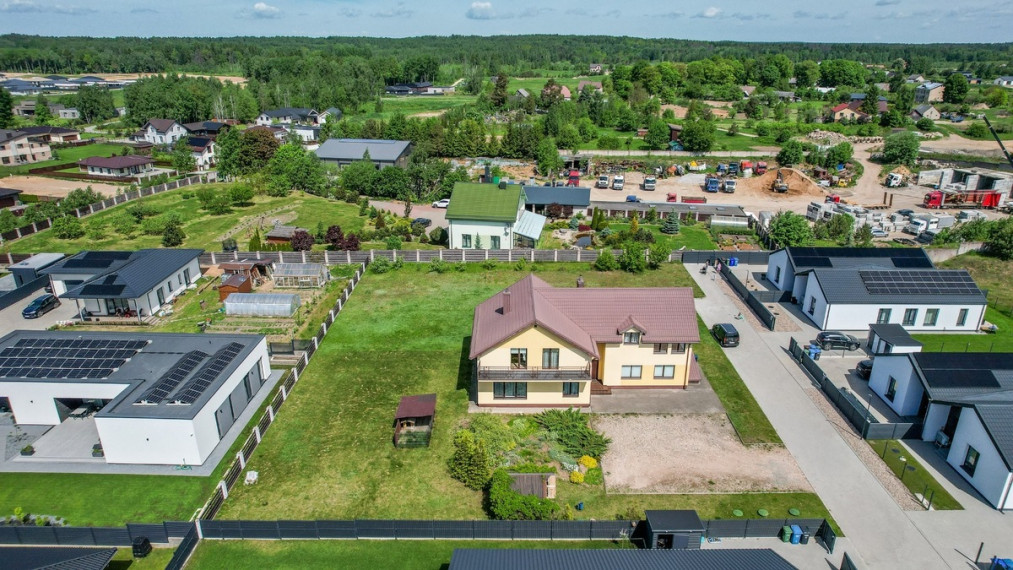 Parduodamas namas Čekoniškių g., Vilniaus m., Vilniaus m. sav., 290.05 m2 ploto, 2 aukštai 33