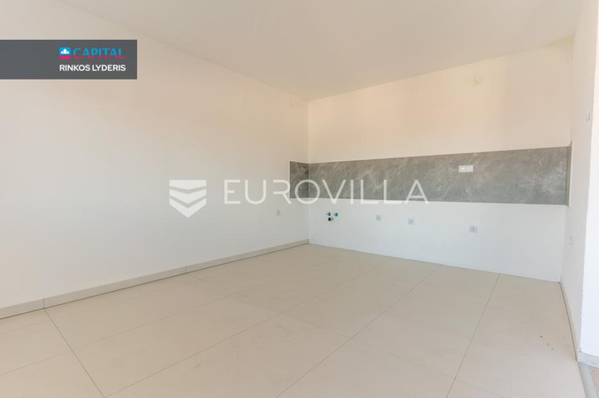 Parduodamas namas Ulica Jakova Gotovca 23 , 344.00 kv.m ploto, 4 Floors 14