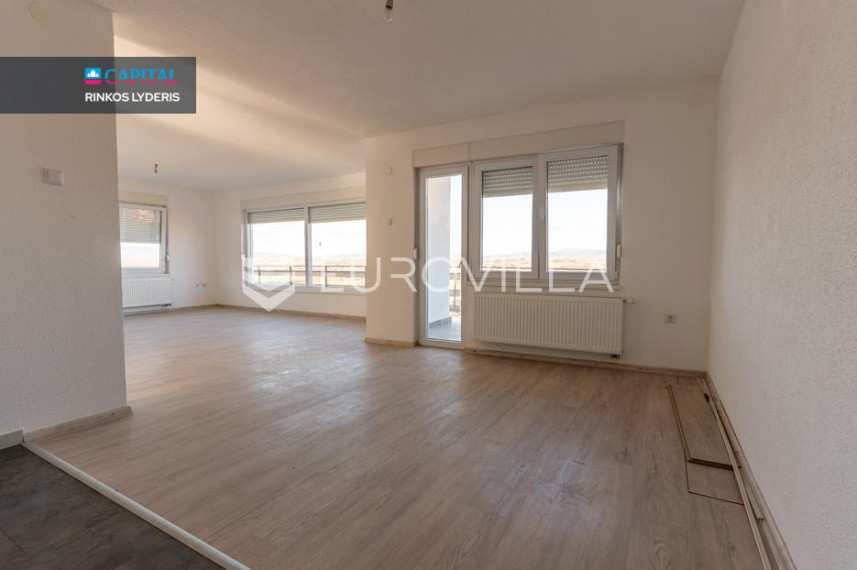 Parduodamas namas Ulica Jakova Gotovca 23 , 344.00 kv.m ploto, 4 Floors 27
