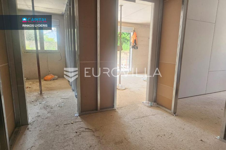Parduodamas butas Ulica Hrvatskih žrtava 112 , 89.80 kv.m ploto, 2 kambariai 3
