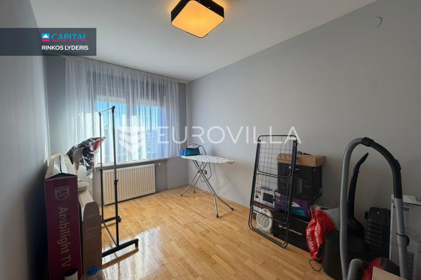 Parduodamas butas Ulica Ivana Pavla II 2 , 111.60 kv.m ploto, 2 kambariai 3