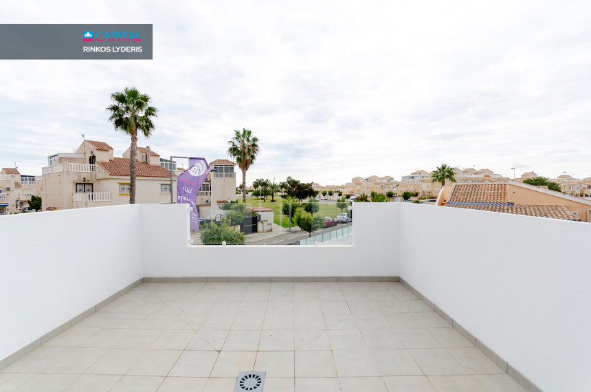 Parduodamas namas Calle del Lago 90 , 116.00 kv.m ploto,  Floors 5