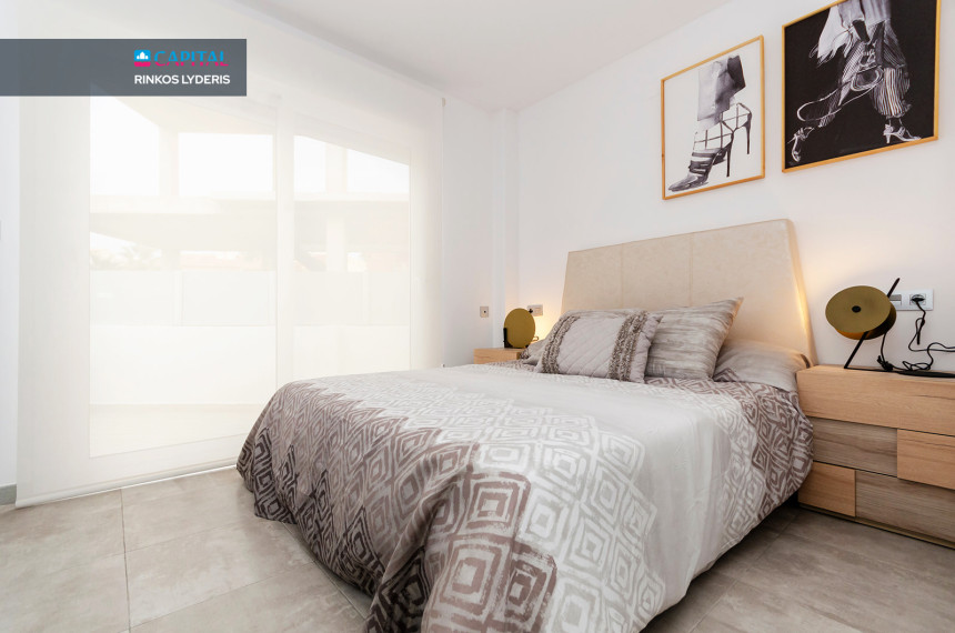 Parduodamas namas Calle del Lago 90 , 116.00 kv.m ploto,  Floors 15
