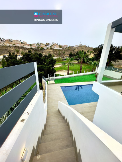 Parduodamas namas Calle Onda 14 , 260.00 kv.m ploto,  Floors 5