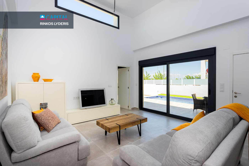 Parduodamas namas Calle Ruperto Chapi 39 , 112.00 kv.m ploto,  Floors 15