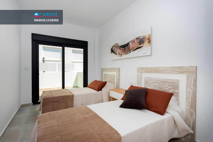 Parduodamas namas Calle Ruperto Chapi 39 , 112.00 kv.m ploto,  Floors 26