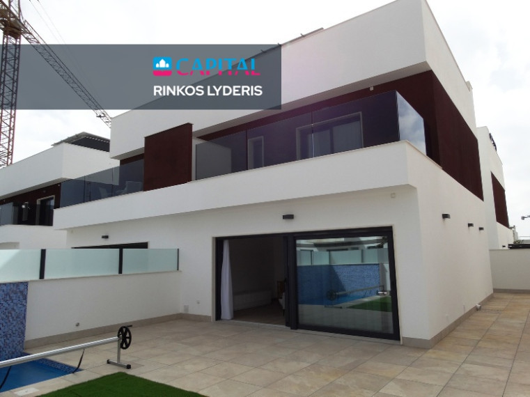 Parduodamas namas Calle Castellano Manchega 21 , 116.00 kv.m ploto,  Floors 6
