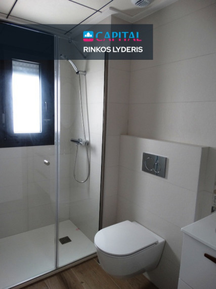 Parduodamas namas Calle Castellano Manchega 21 , 116.00 kv.m ploto,  Floors 7