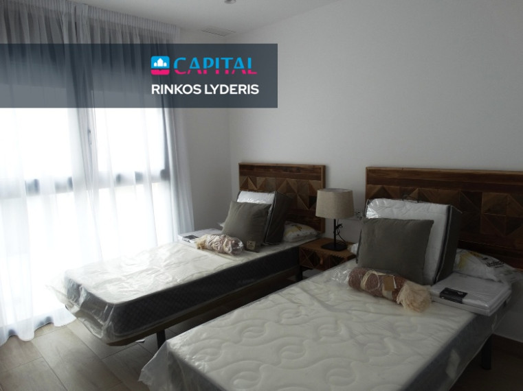 Parduodamas namas Calle Castellano Manchega 21 , 116.00 kv.m ploto,  Floors 12