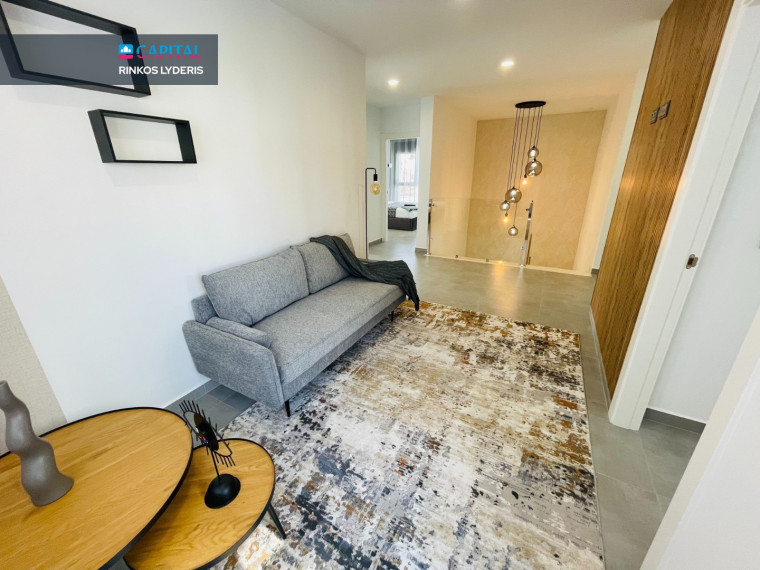 Parduodamas namas Calle Ariadna 7 , 368.00 kv.m ploto,  Floors 4