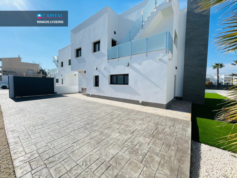 Parduodamas namas Calle Ariadna 7 , 368.00 kv.m ploto,  Floors 5