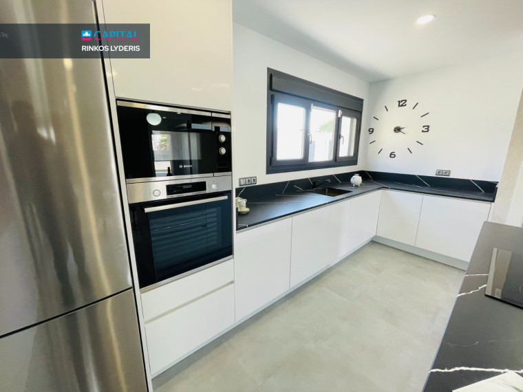 Parduodamas namas Calle Ariadna 7 , 368.00 kv.m ploto,  Floors 17