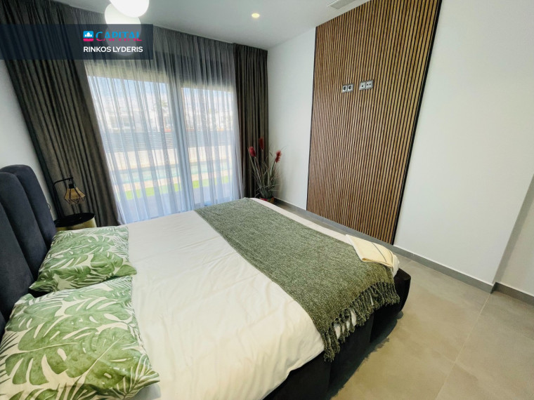 Parduodamas namas Calle Ariadna 7 , 368.00 kv.m ploto,  Floors 20