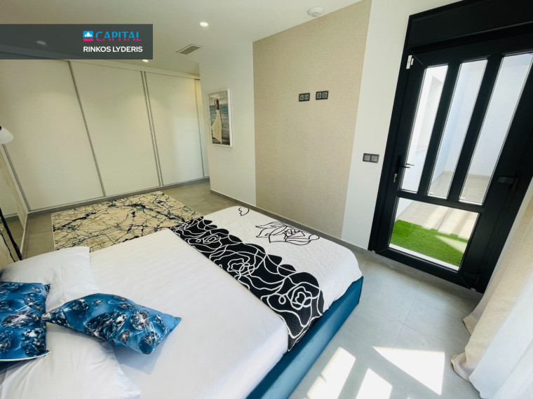 Parduodamas namas Calle Ariadna 7 , 368.00 kv.m ploto,  Floors 22